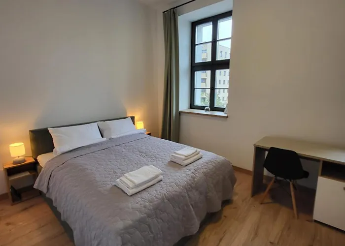 Kopernika41pl - Parking, Dostep Na Kod, Klimatyzacja, Winda Łódź