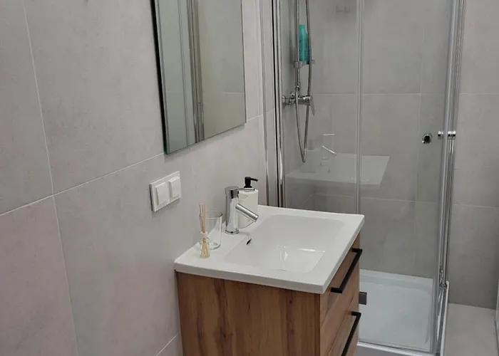 Kopernika41pl - Parking, Dostep Na Kod, Klimatyzacja, Winda Apartamento